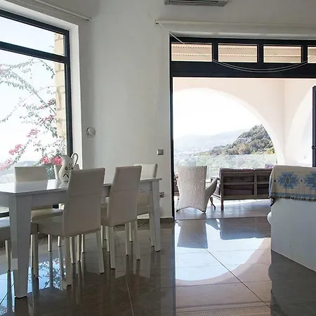 Evilia Luxury * Amoopi