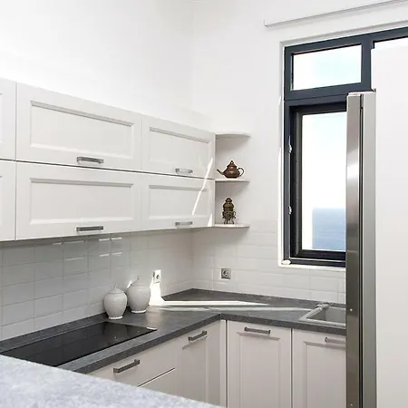 Vilă Evilia Luxury Amoopi