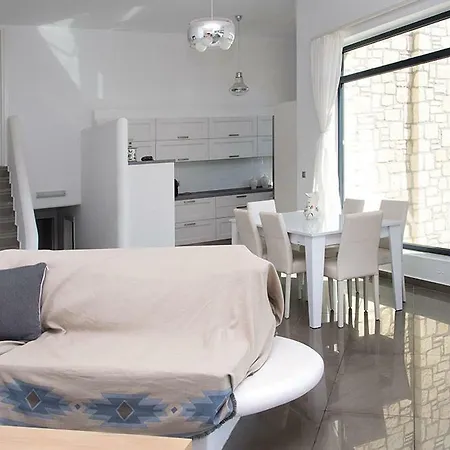 Vilă Evilia Luxury Amoopi