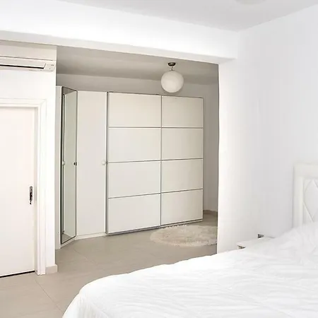 Evilia Luxury אמופי