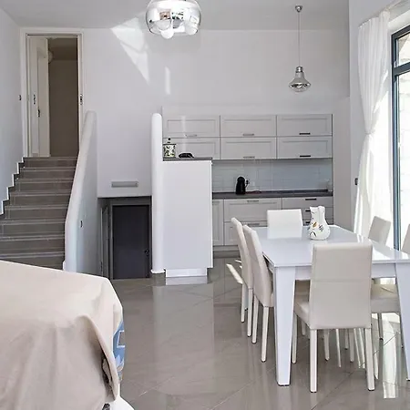 Evilia Luxury